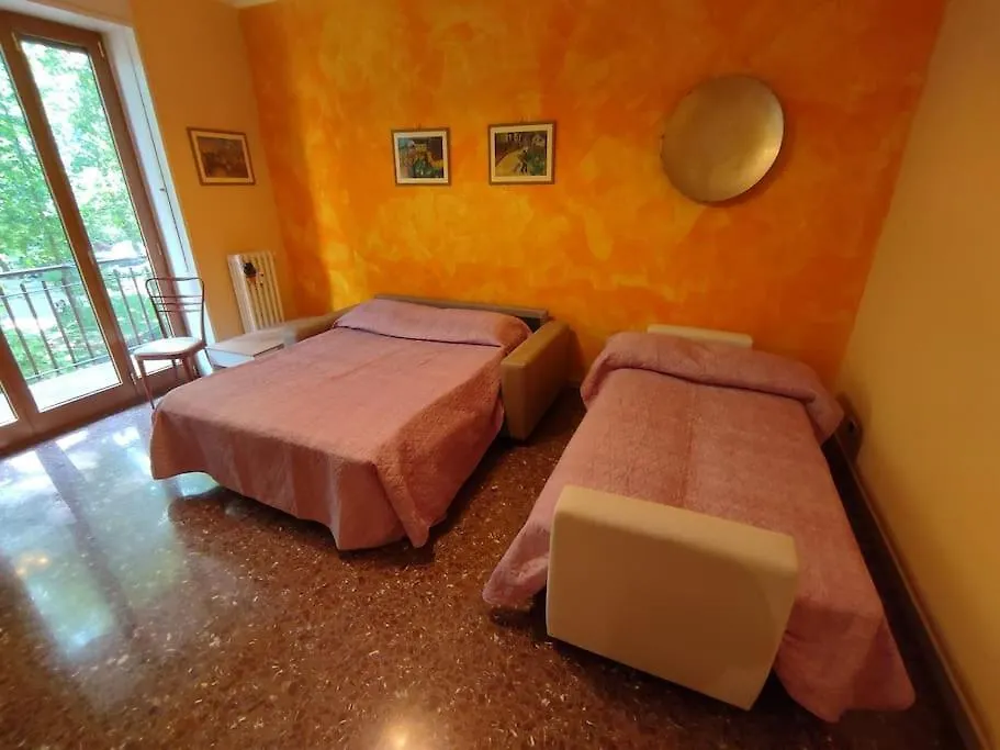 Mi Affaccio Sulla Piazza Apartment Milan 0*,