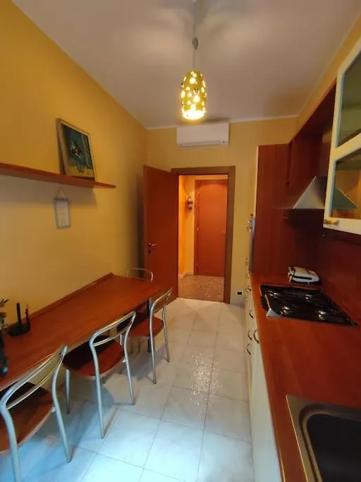 Mi Affaccio Sulla Piazza Apartment Milan